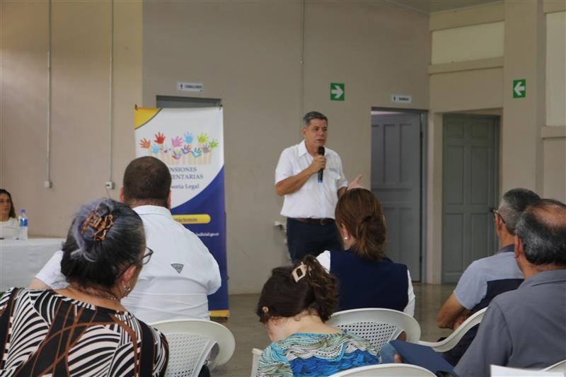 Defensa Pública brinda servicio en Bijagual de Turrubares 