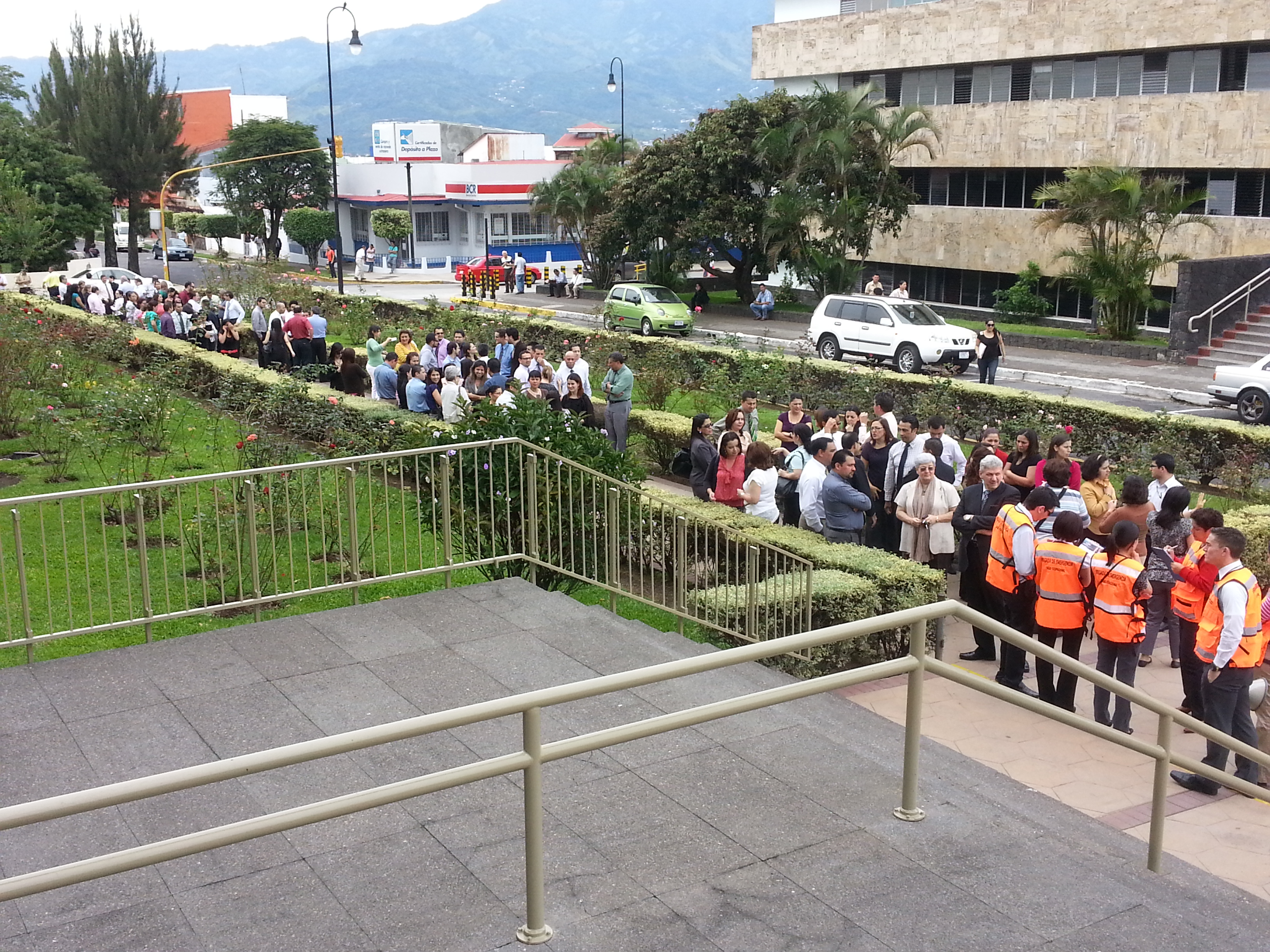 Poder Judicial continúa fortaleciendo ejercicios de evacuación ante posibles emergencias   