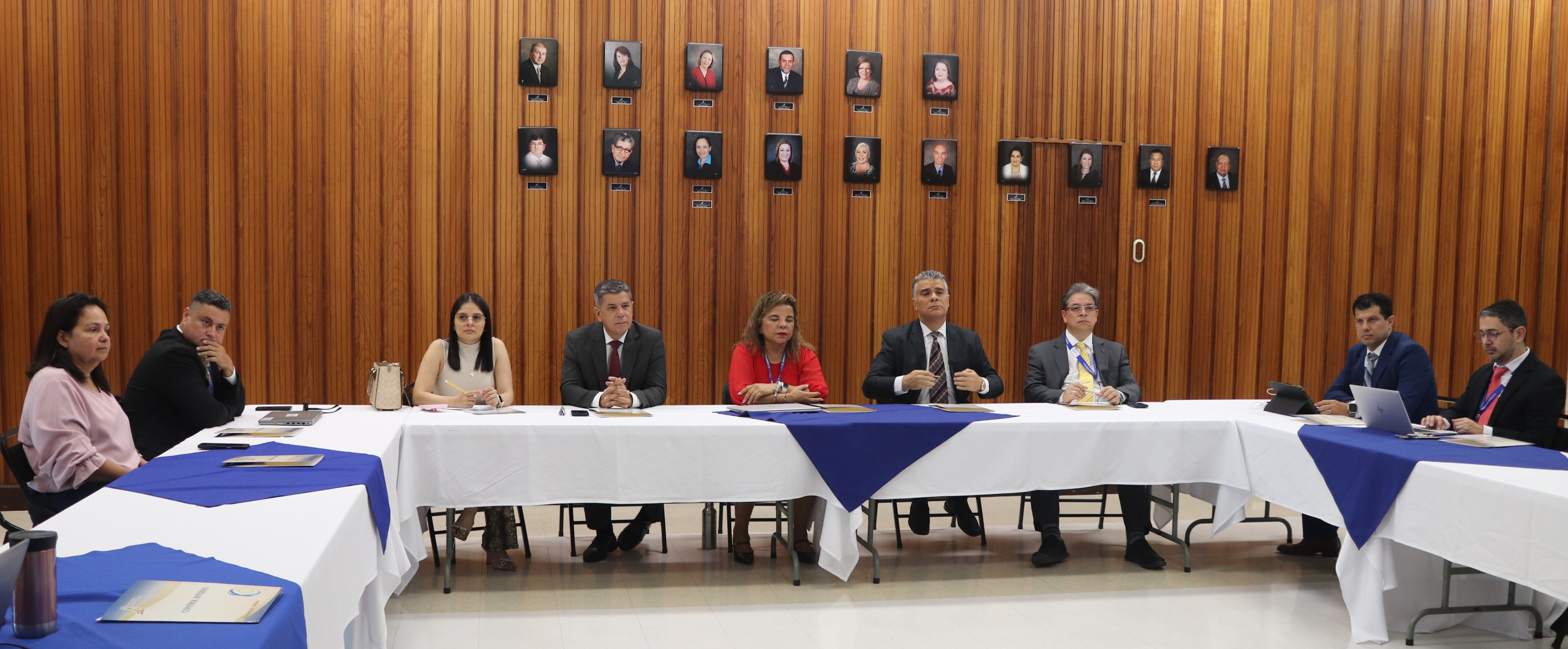 Oficina de Control Interno presenta resultados a la Defensa Pública del periodo 2026 