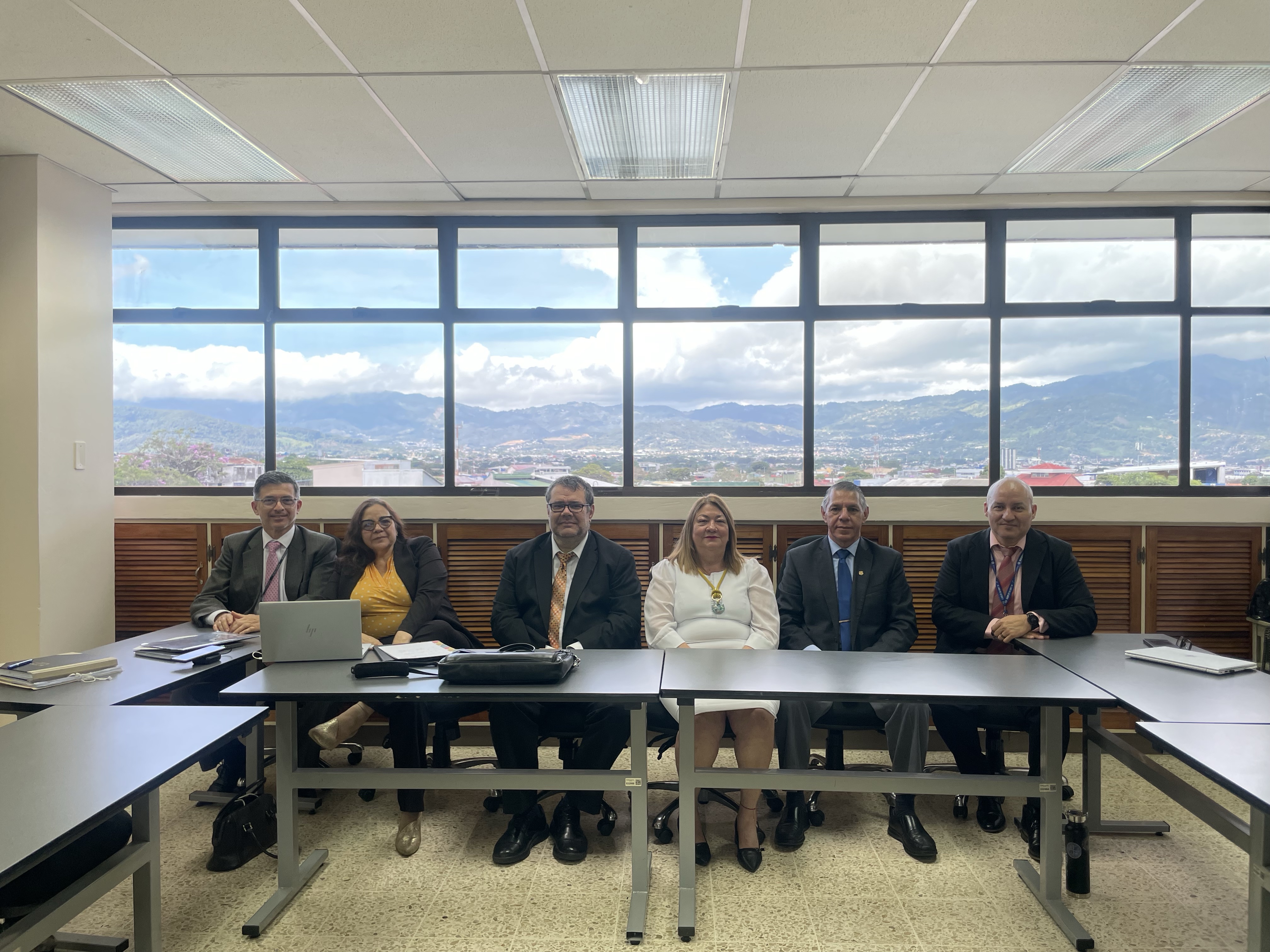Colectivo judicial elige a representantes titulares propietarios y suplente ante JUNAFO